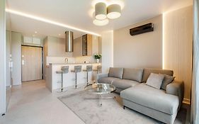 SKY Home- Pearl -Manufaktura, Parking, Klimatyzacja, Dostęp na Kod